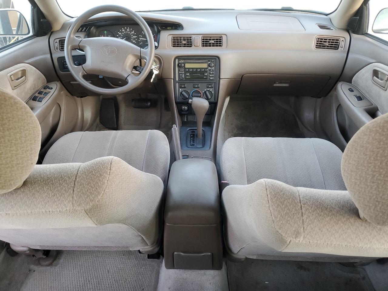 2000 Toyota Camry - Image 8