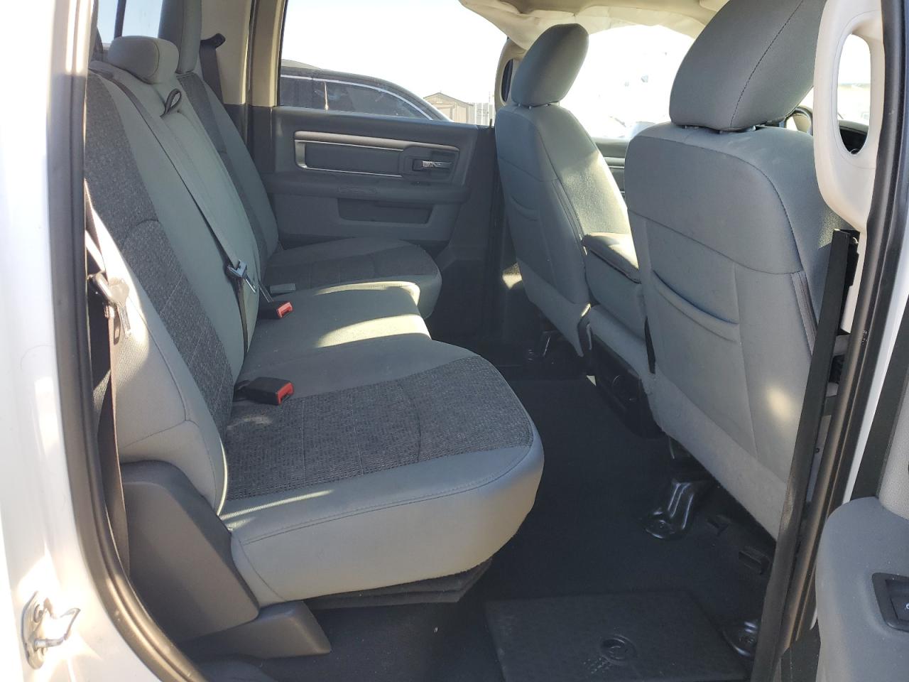 2019 RAM 1500 - Image 10