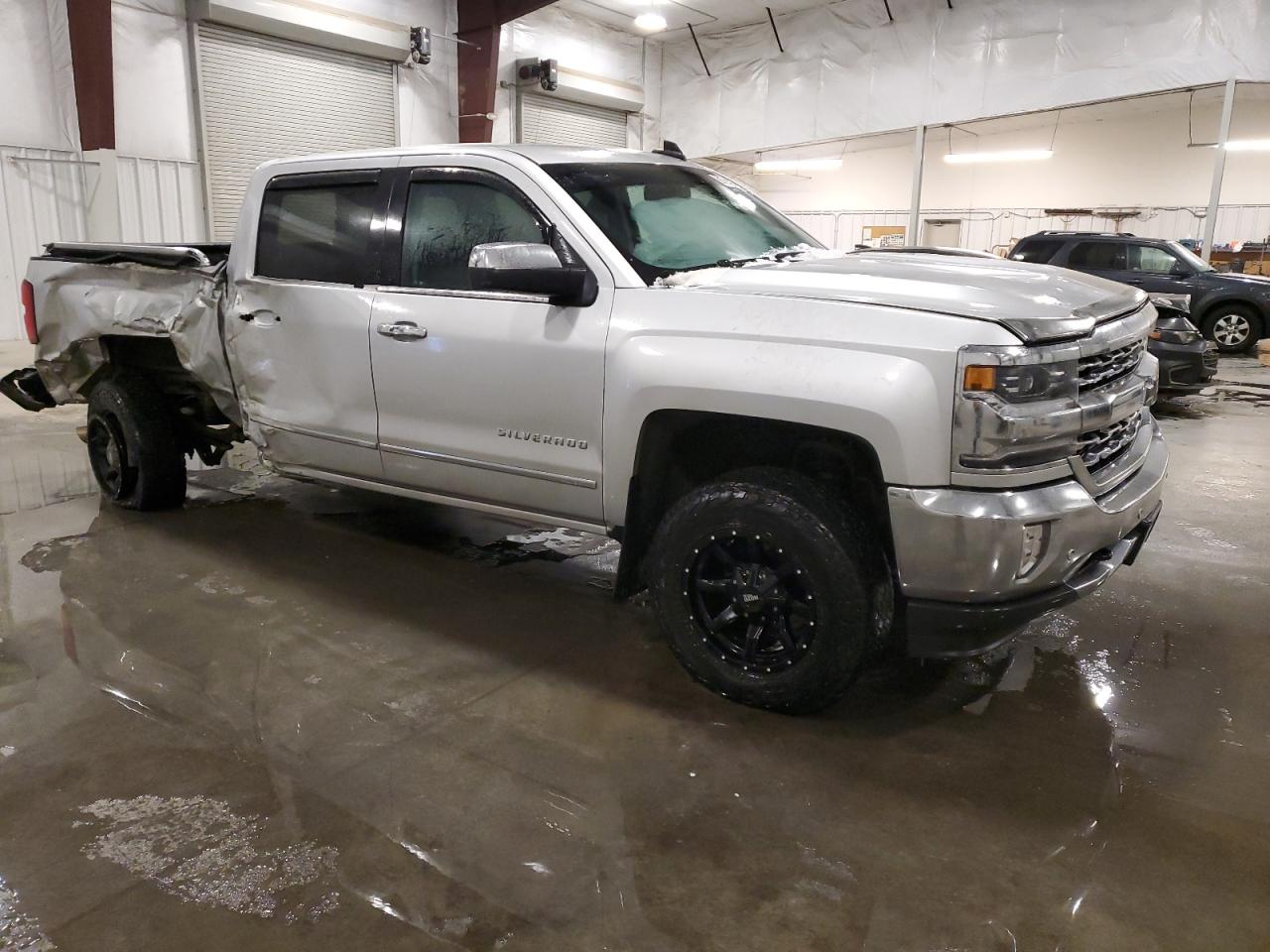 2017 Chevrolet Silverado - Image 4