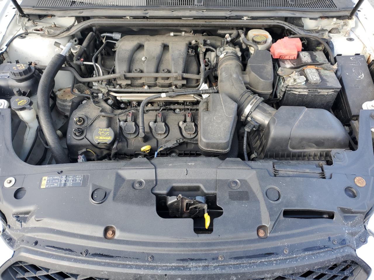 2013 Ford Taurus - Image 11