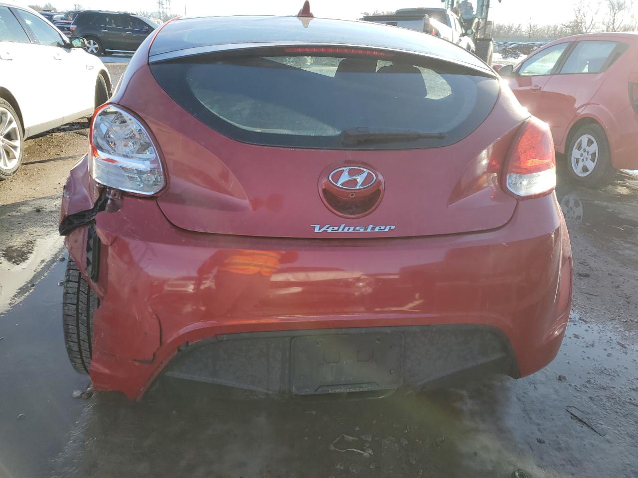 2015 Hyundai Veloster - Image 6