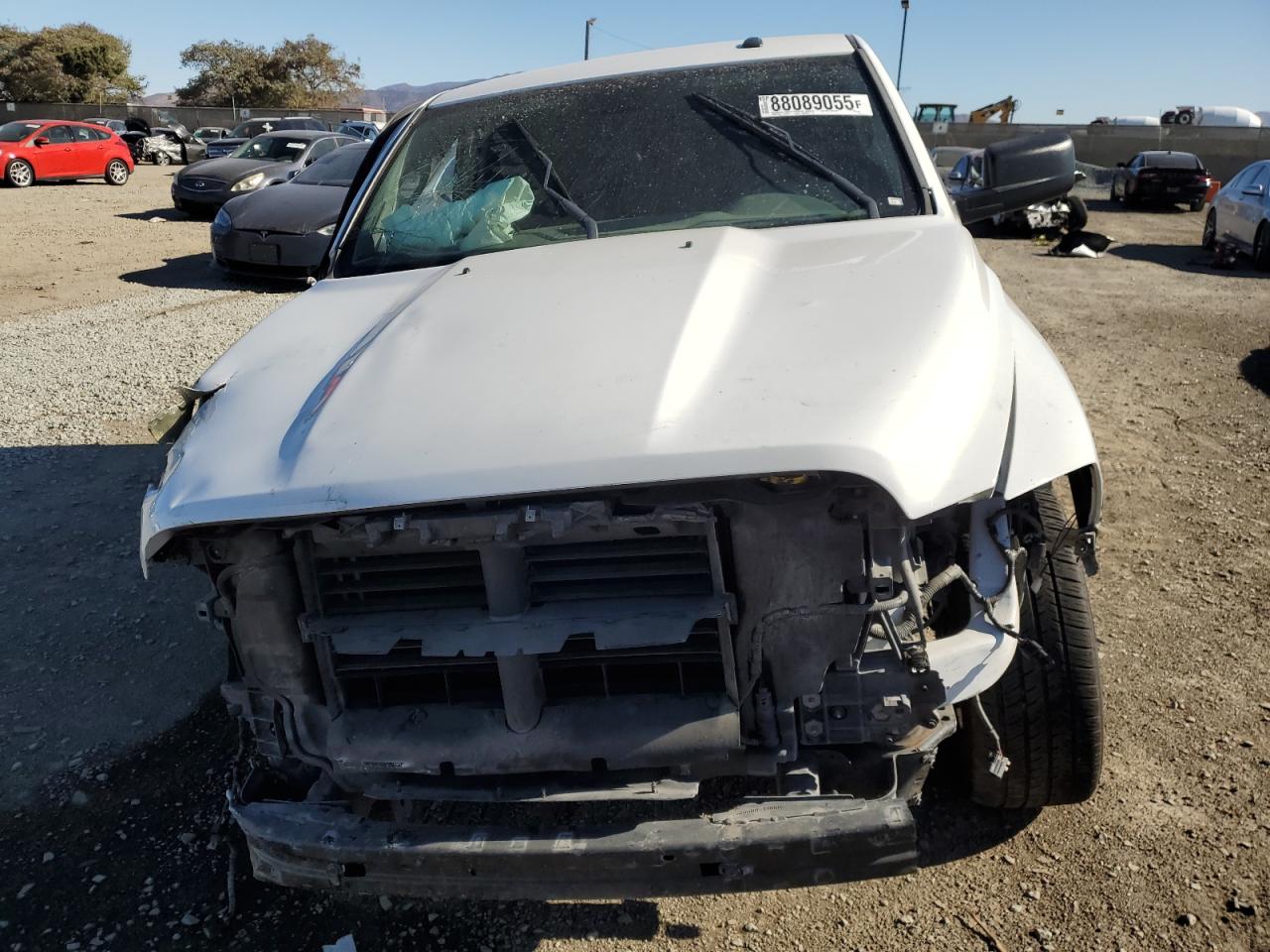 2016 RAM 1500 - Image 5