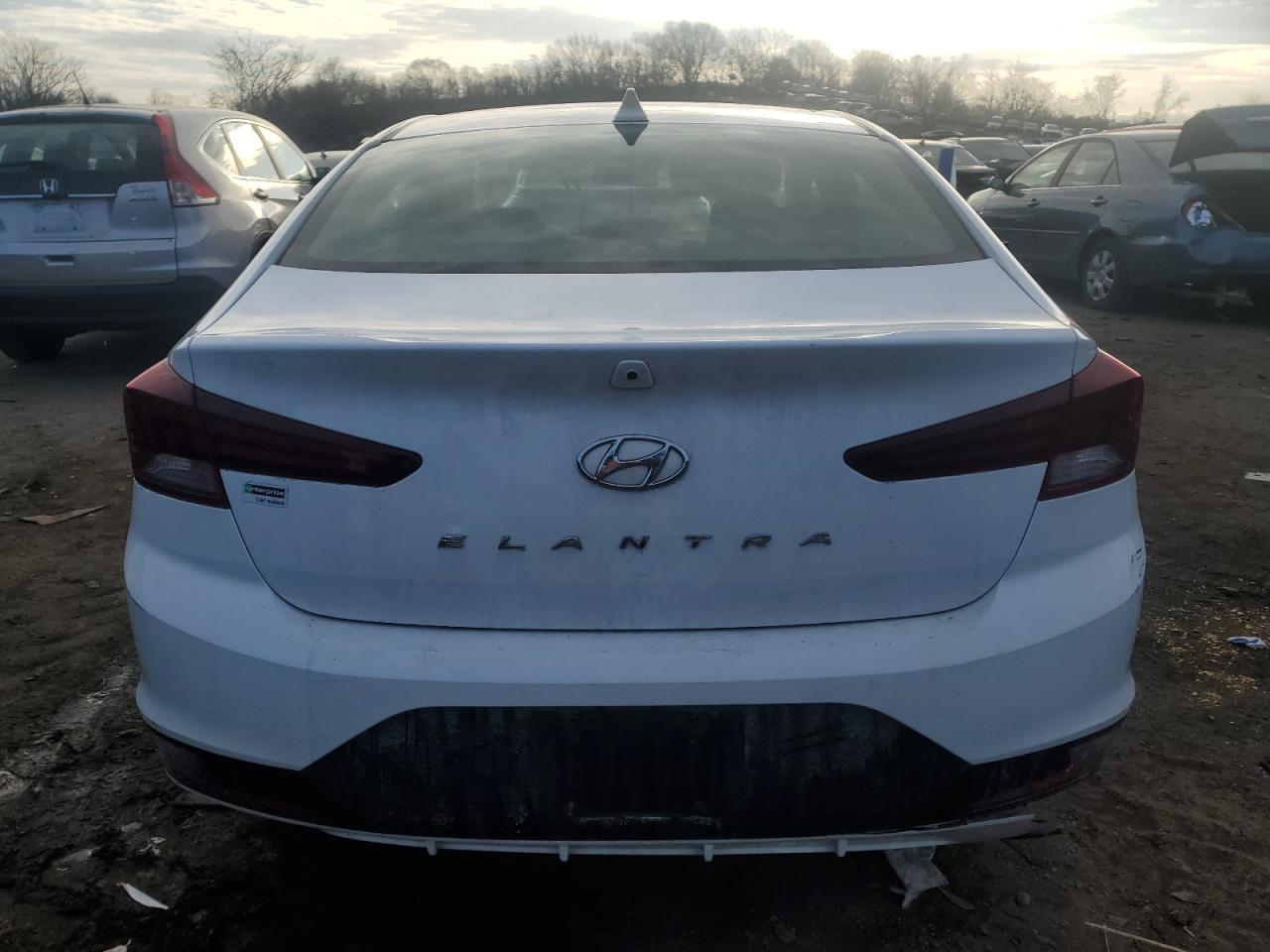 2020 Hyundai Elantra - Image 6