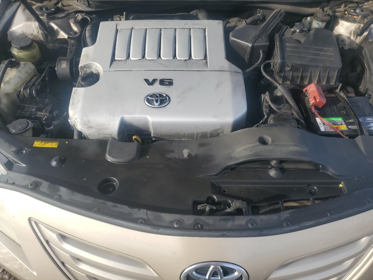 2009 Toyota Camry - Image 11