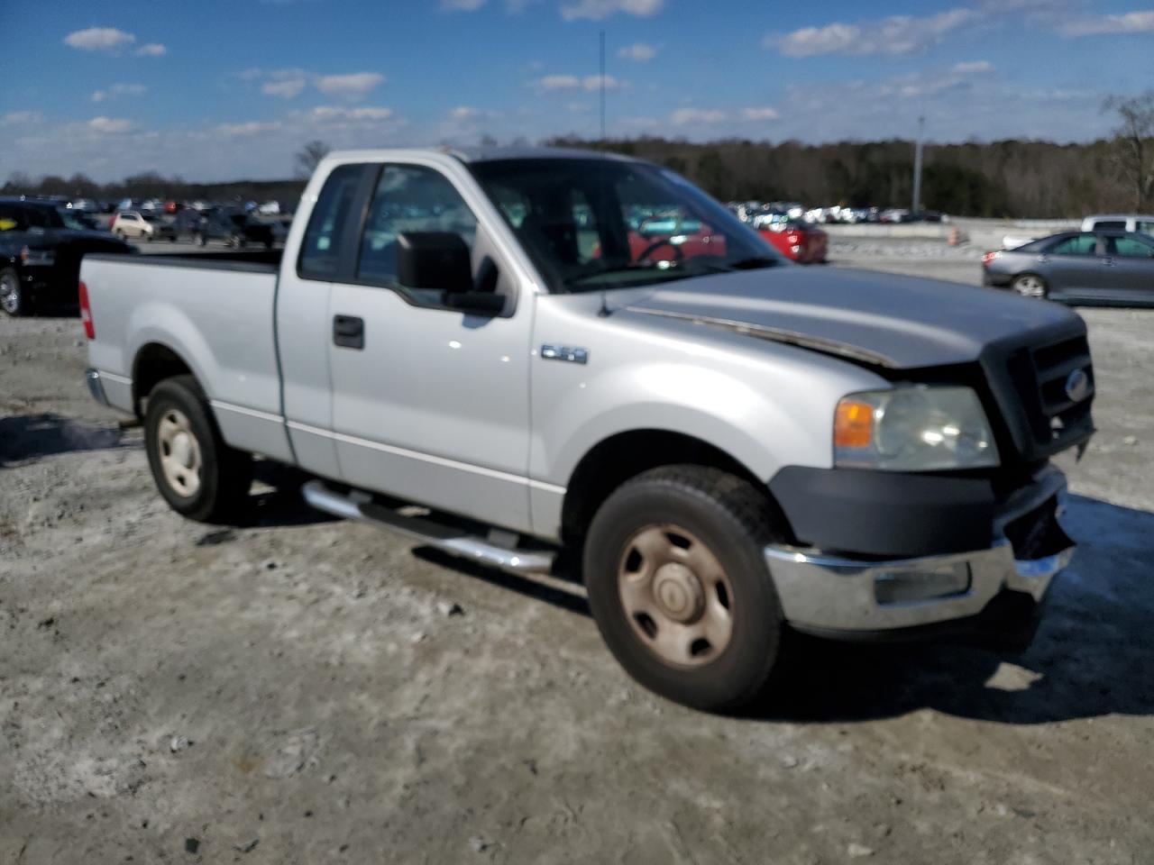 2005 Ford F-150 - Image 4
