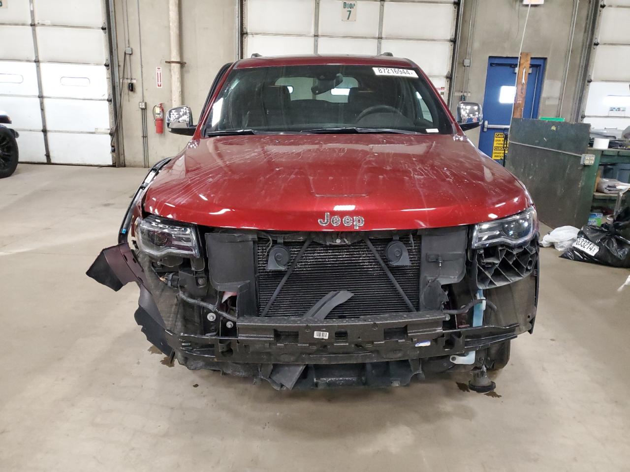 2018 Jeep Grand Cherokee - Image 5