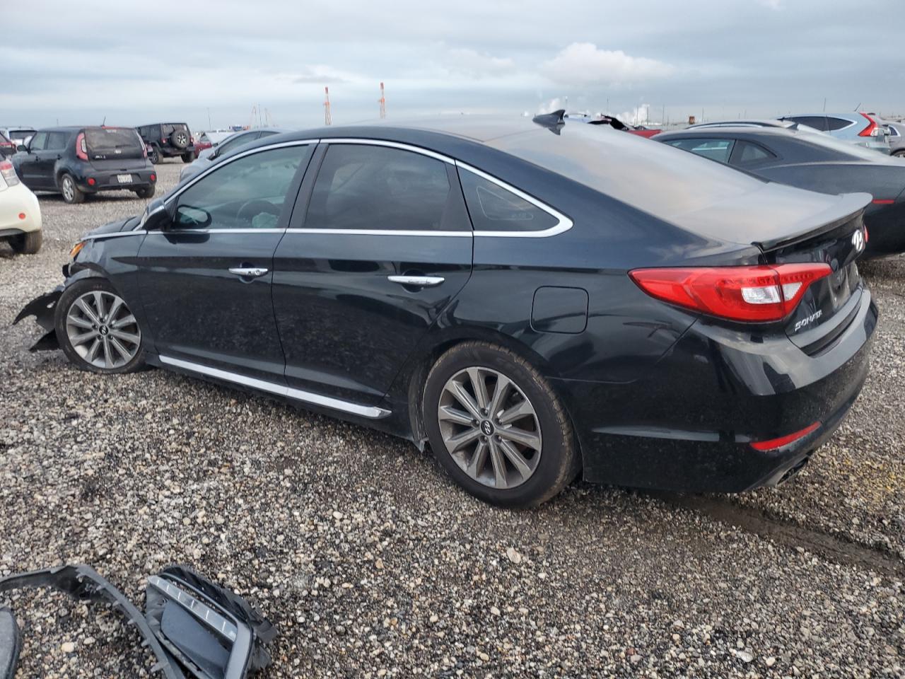 2017 Hyundai Sonata - Image 2