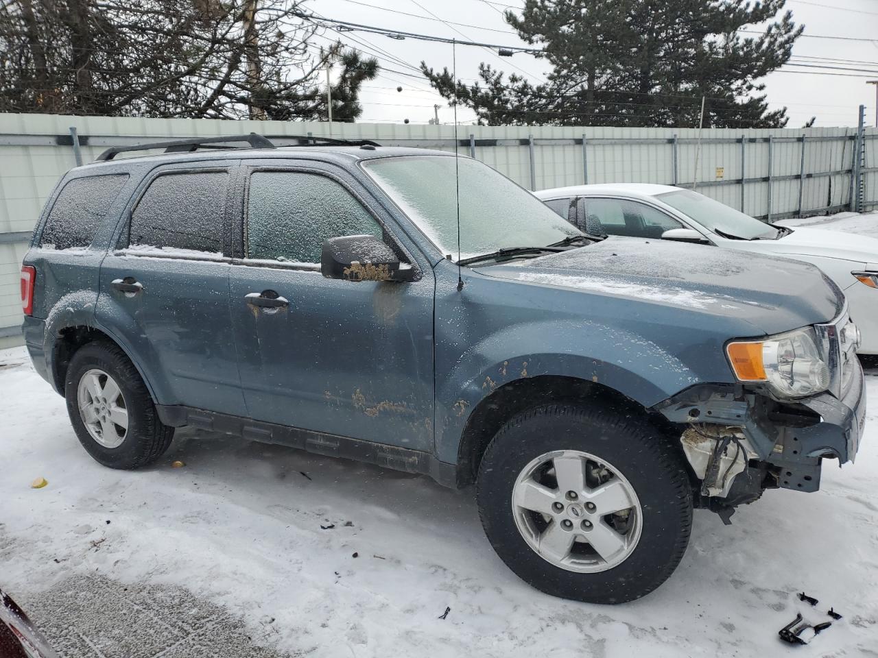 2011 Ford Escape - Image 4