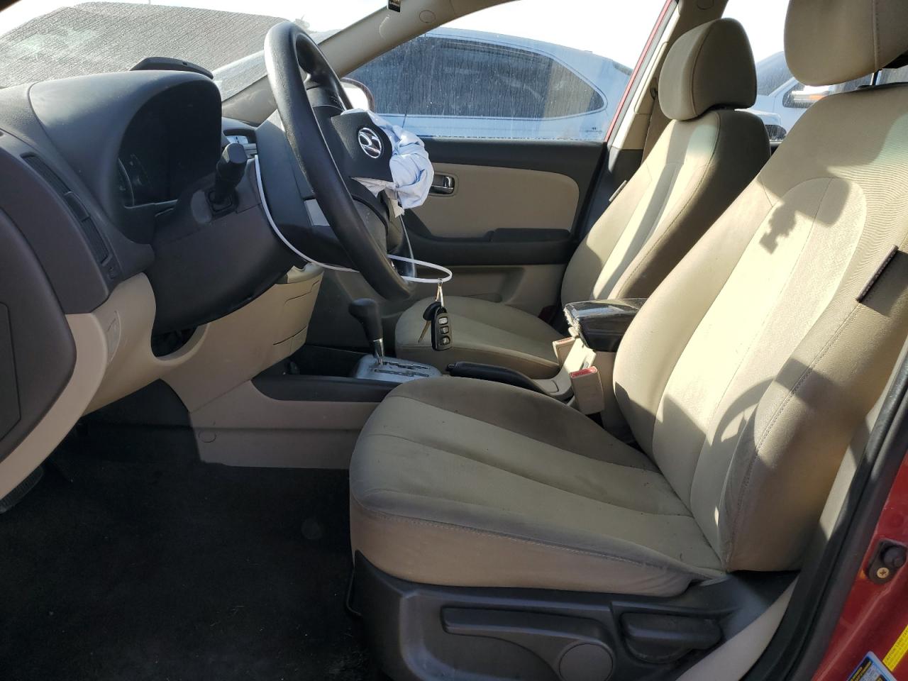 2010 Hyundai Elantra - Image 7