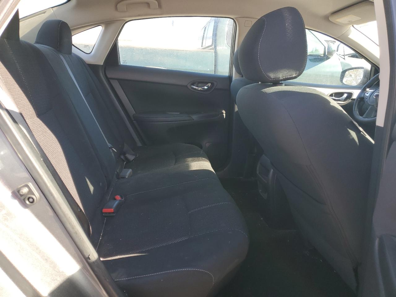 2018 Nissan Sentra - Image 10
