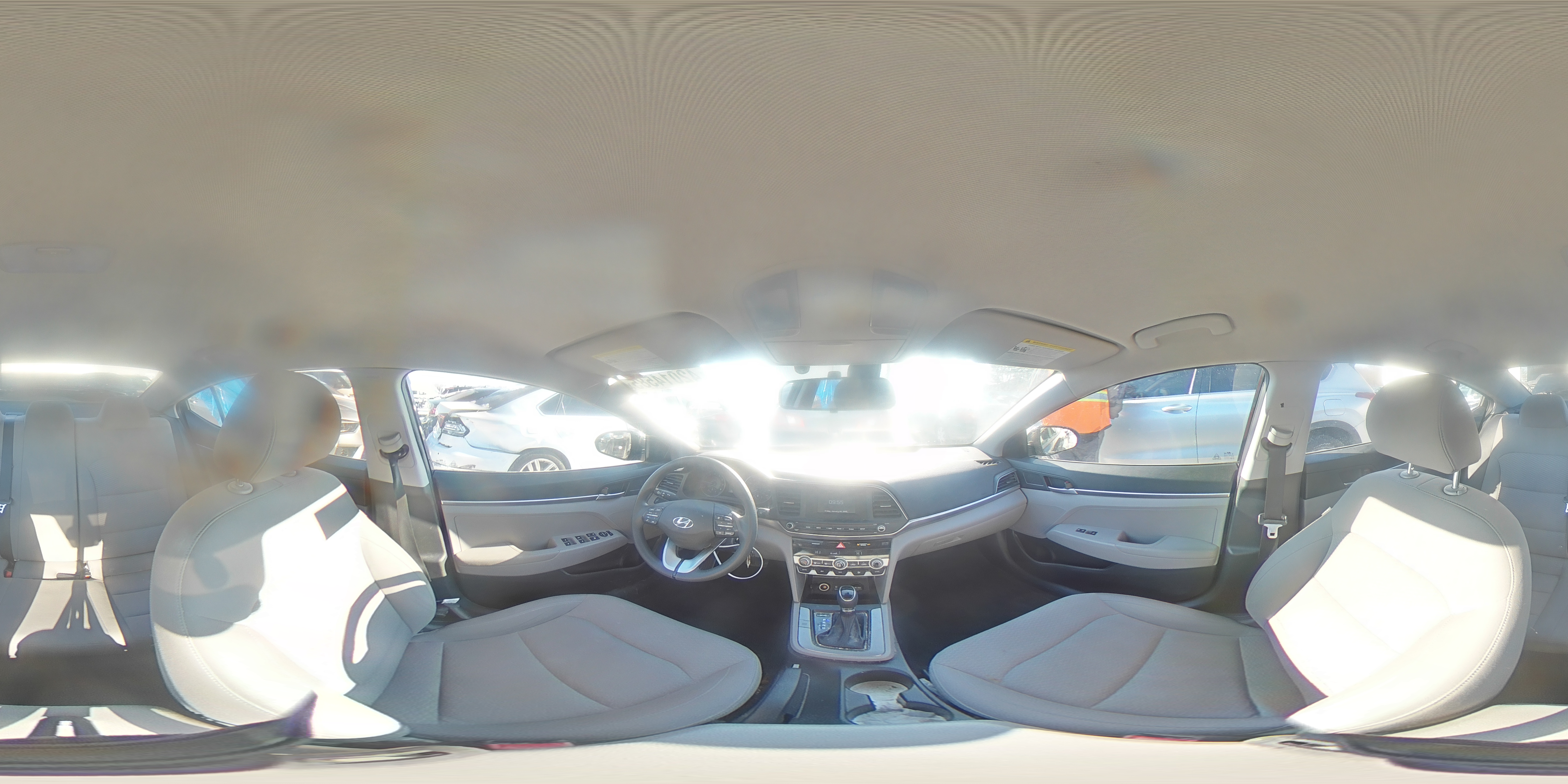 2020 Hyundai Elantra - Image 14