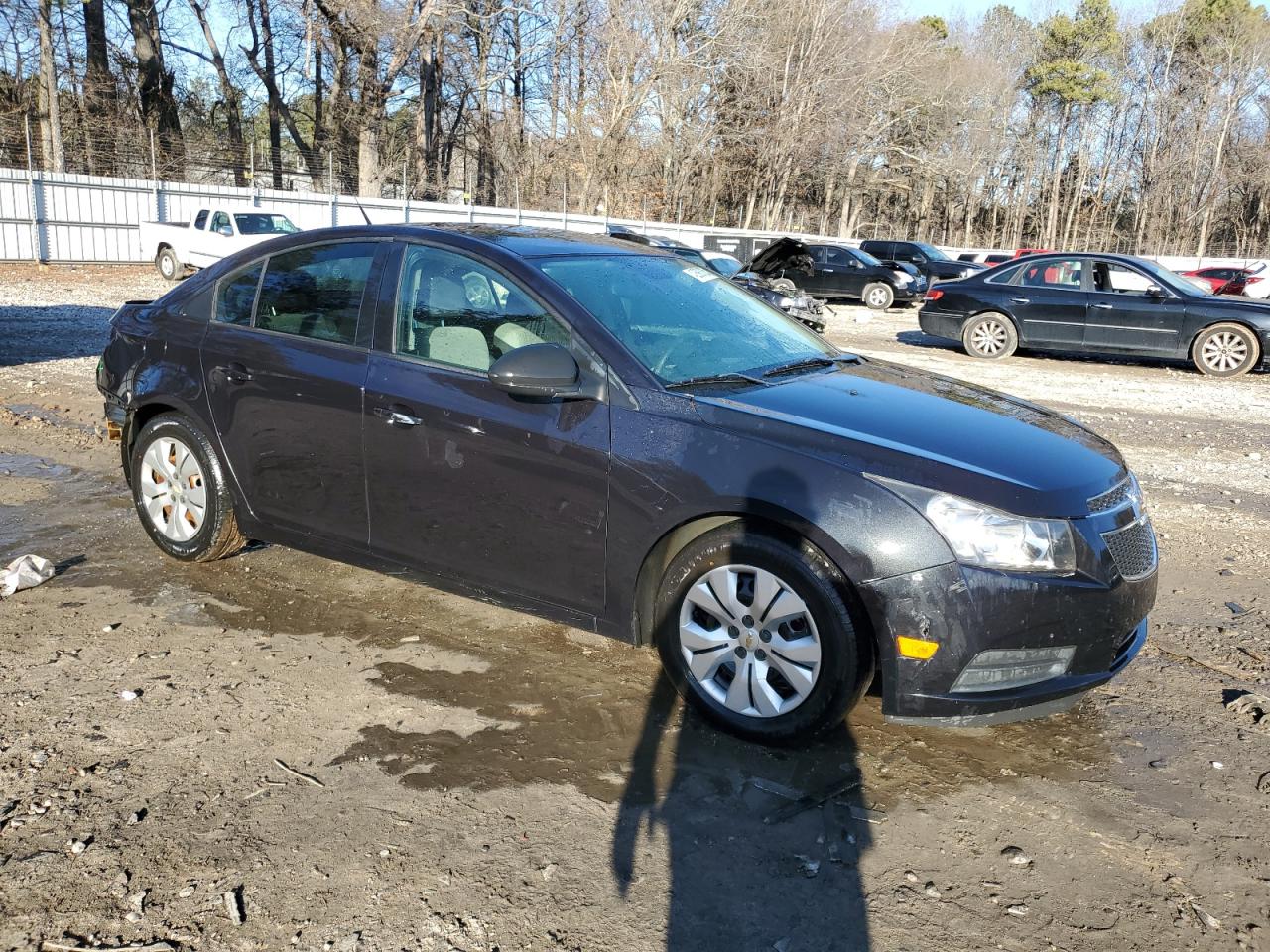 2014 Chevrolet Cruze - Image 4