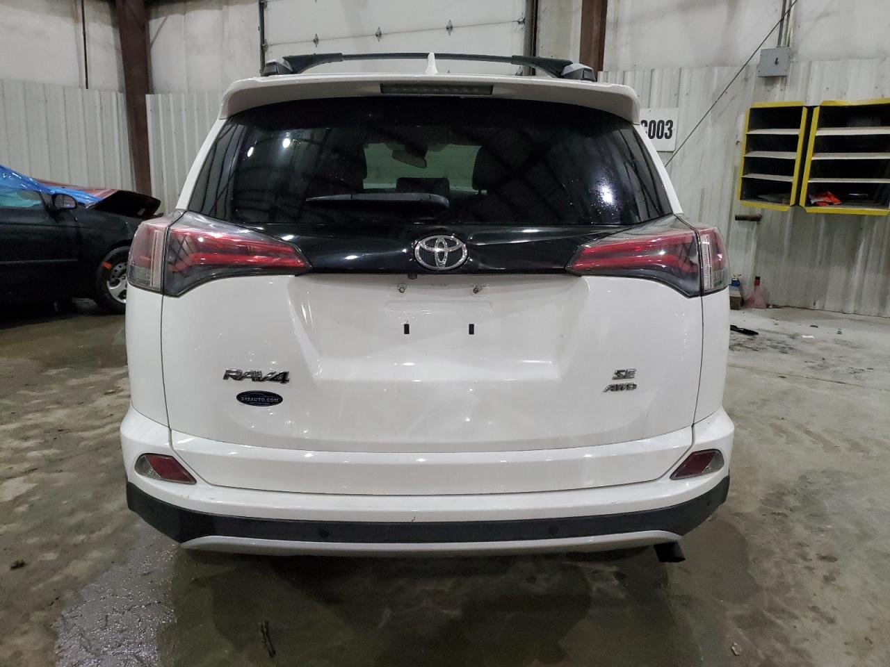 2016 Toyota RAV 4 - Image 6