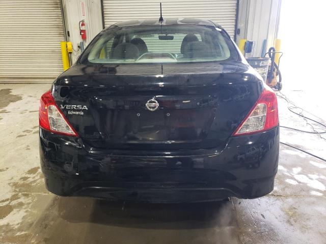  NISSAN VERSA 2018 Черный