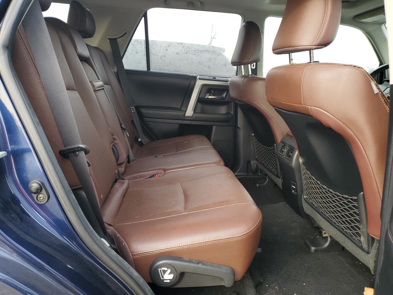 2014 Toyota 4Runner - Image 11