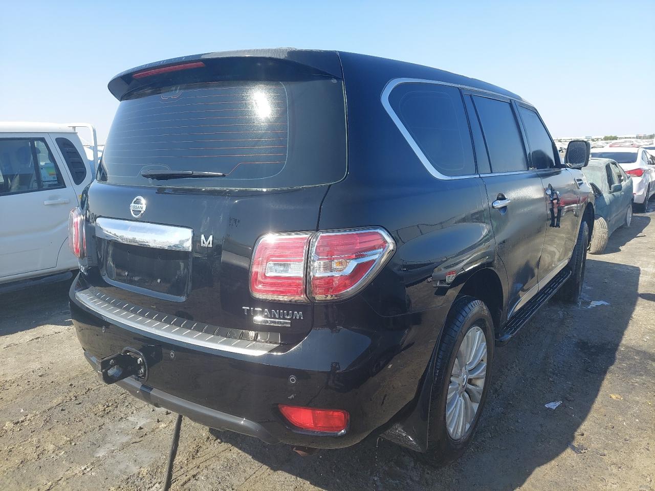 JN8AY2NY8J9351585 - 2018 Nissan Patrol - #42841595