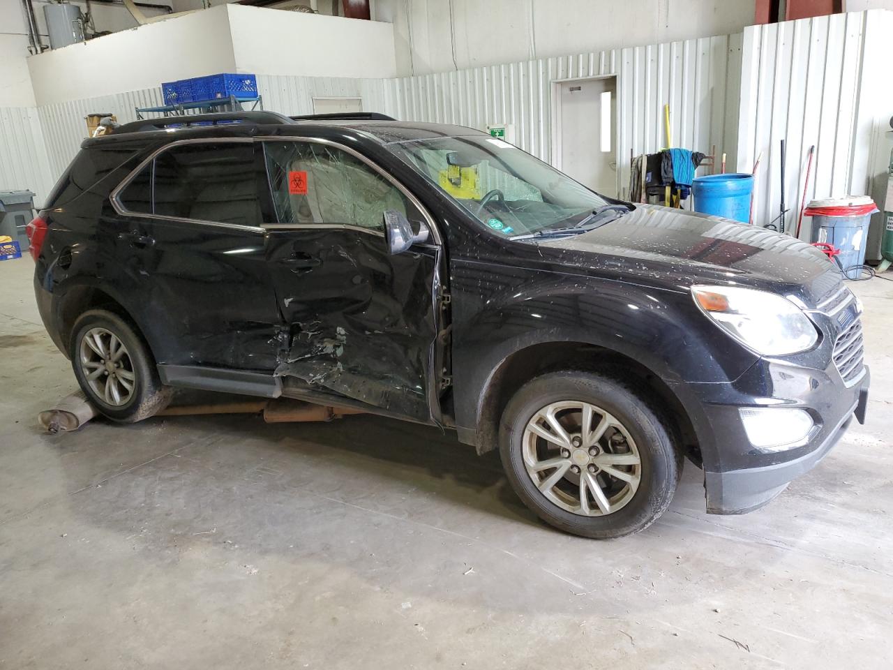 2017 Chevrolet Equinox - Image 4