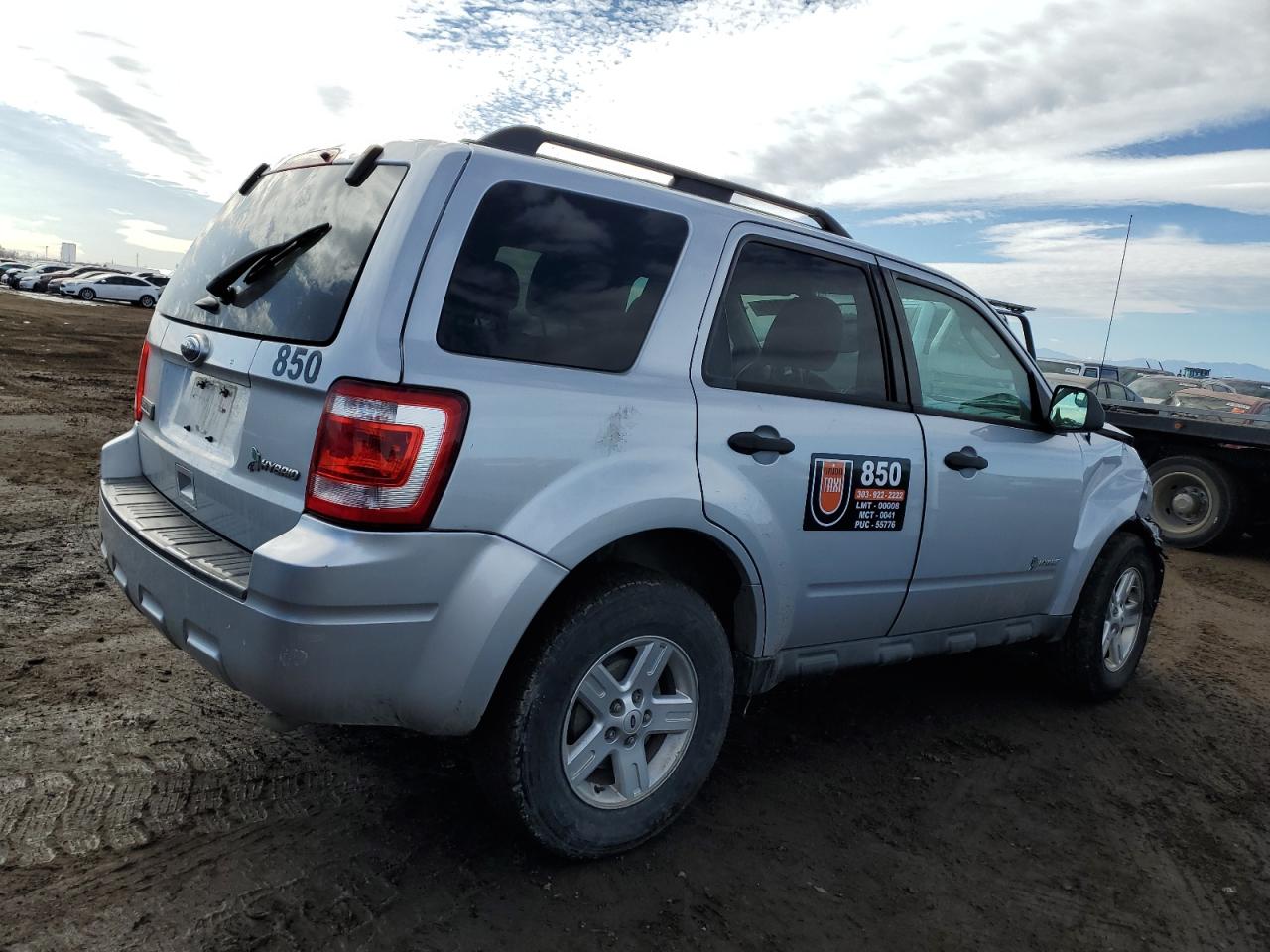2011 Ford Escape - Image 3