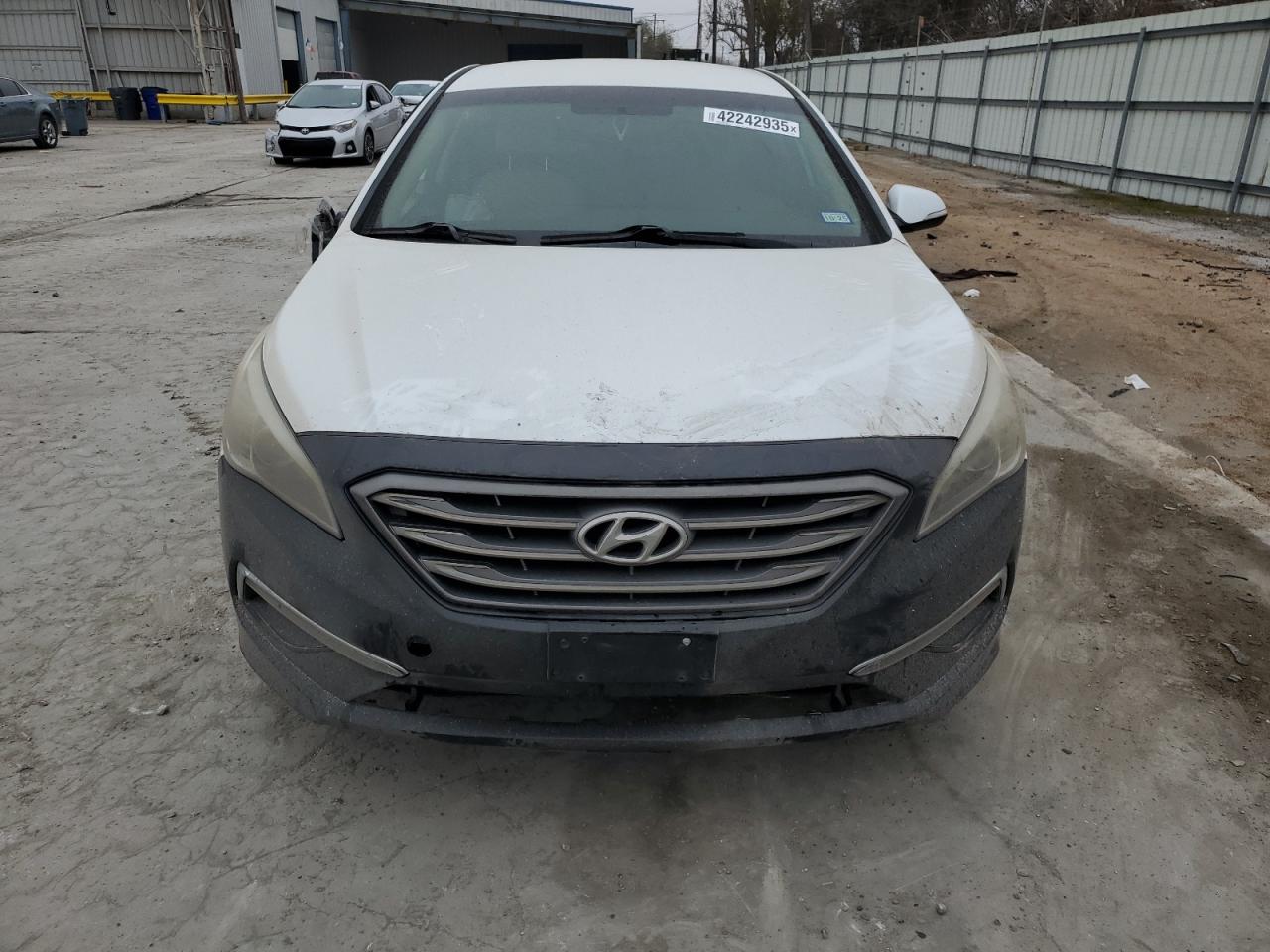 2017 Hyundai Sonata - Image 5