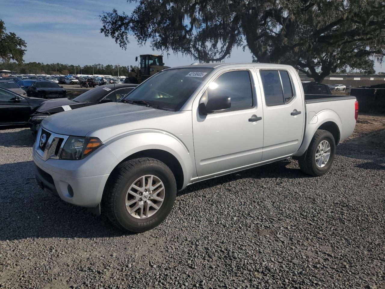 2015 Nissan Navara (Frontier) - Image 1