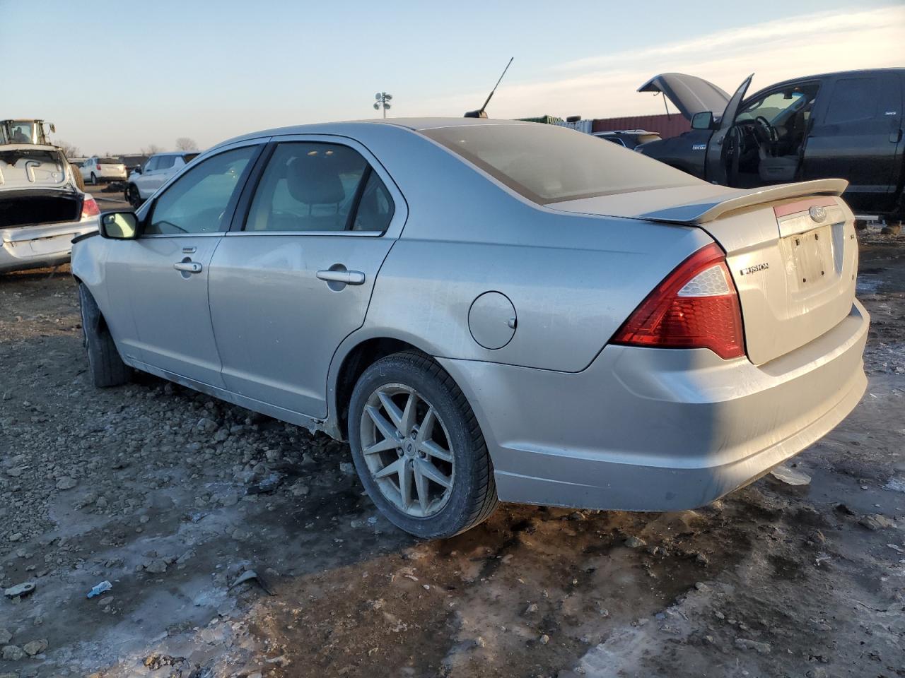 2012 Ford Fusion - Image 2