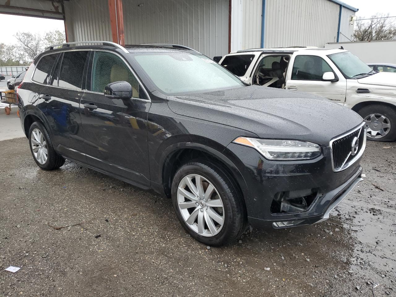 2017 Volvo XC90 - Image 4