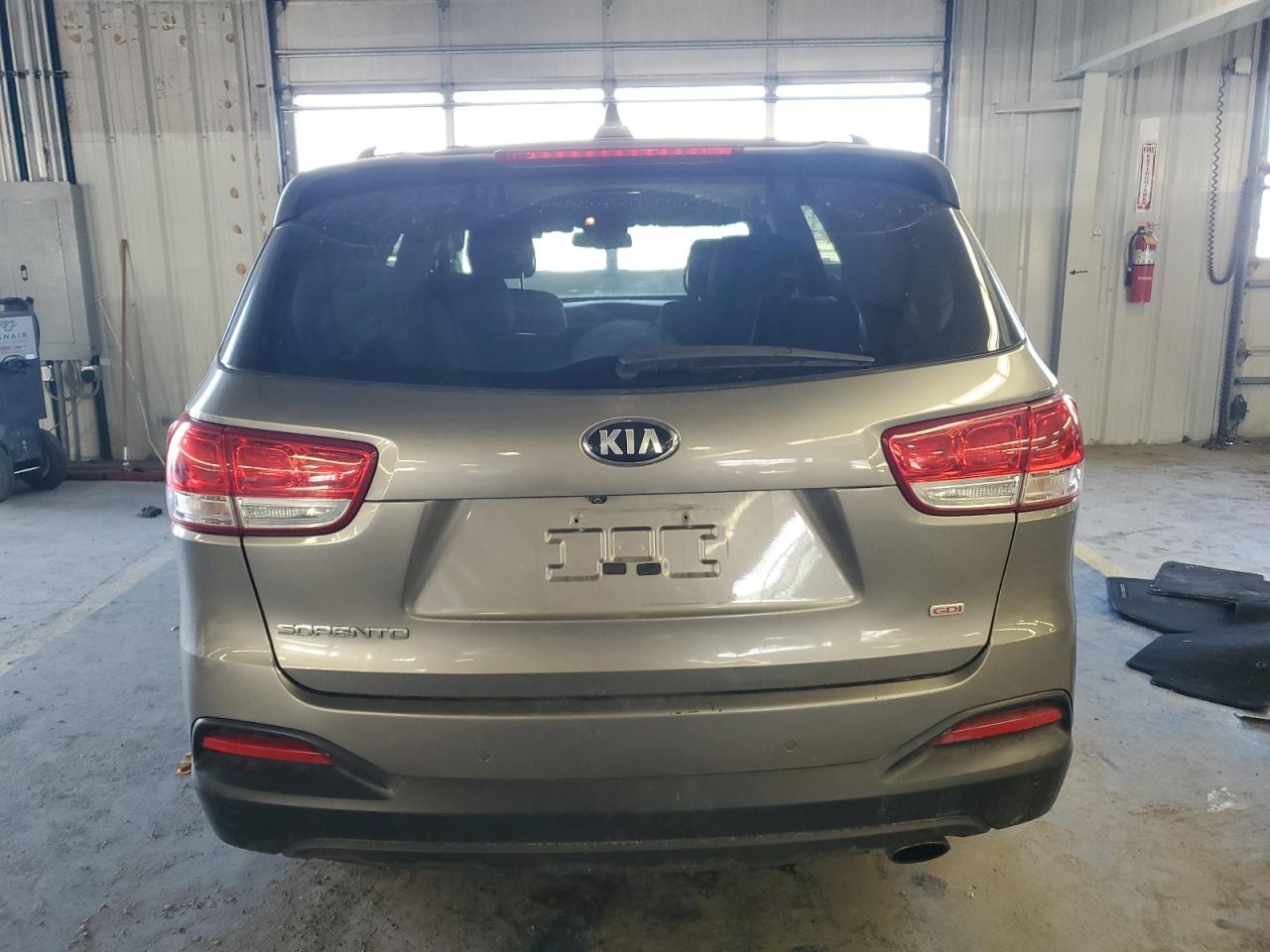 2016 Kia Sorento - Image 6