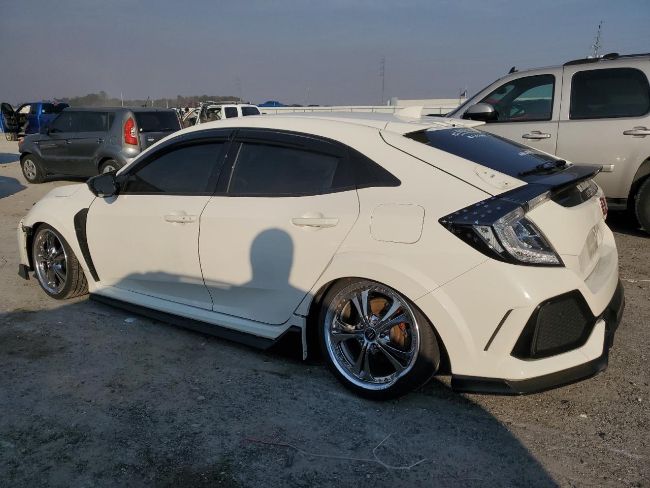 2019 Honda Civic - Image 2