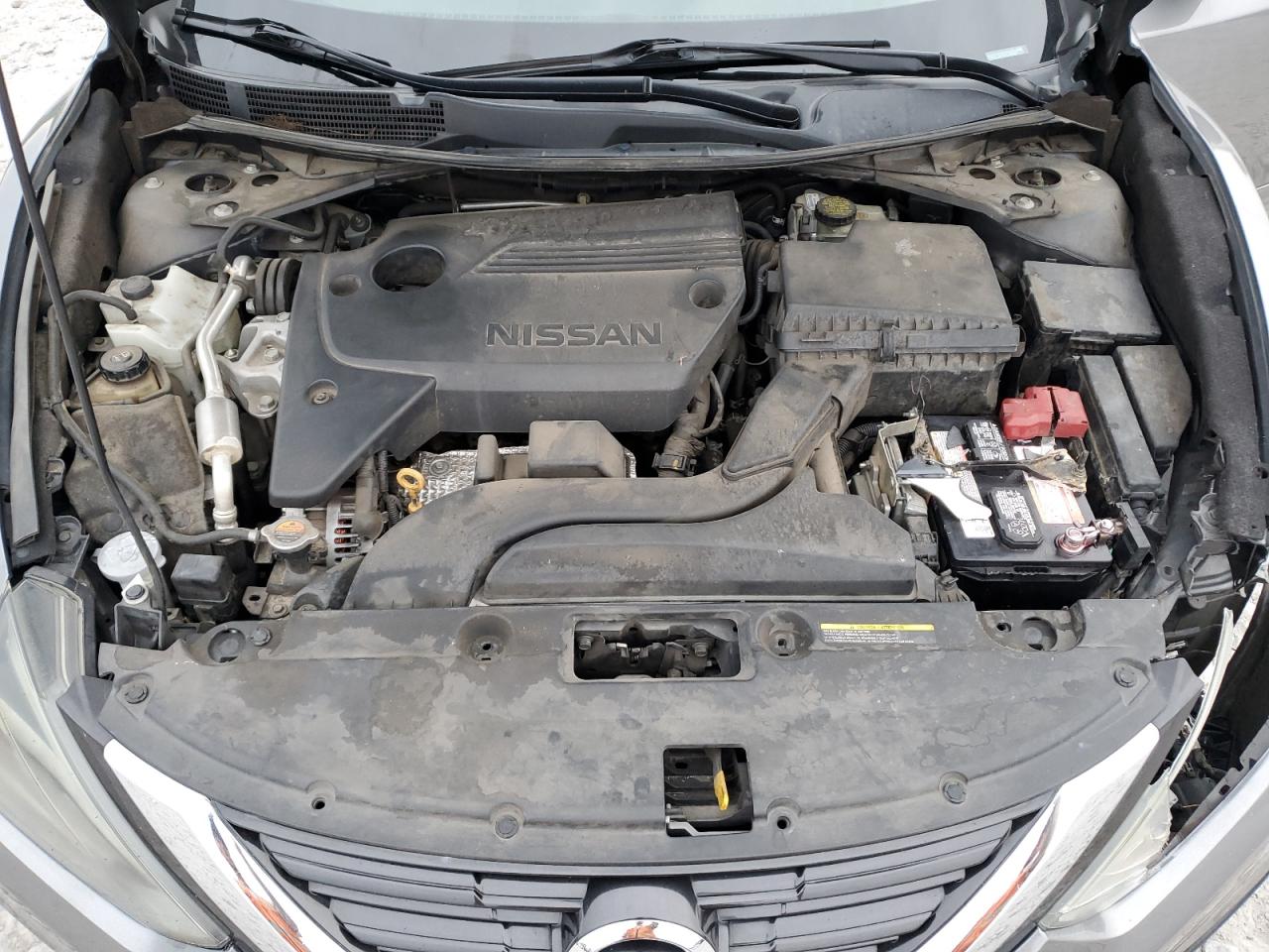 2017 Nissan Altima - Image 12