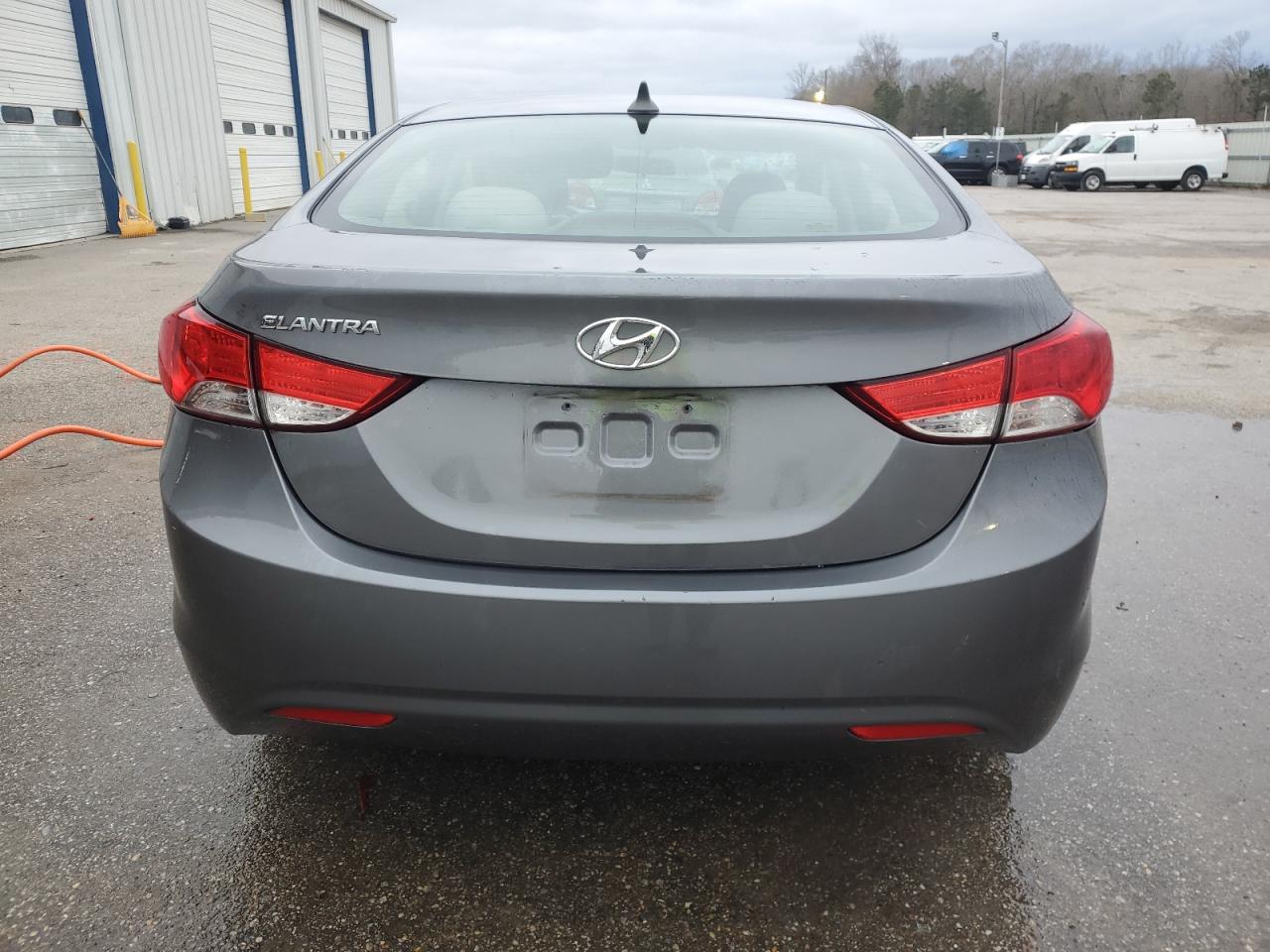 2012 Hyundai Elantra - Image 6