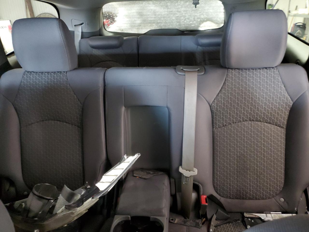 2011 Chevrolet Traverse - Image 10