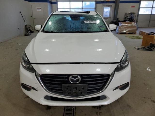  MAZDA 3 2018 Белый