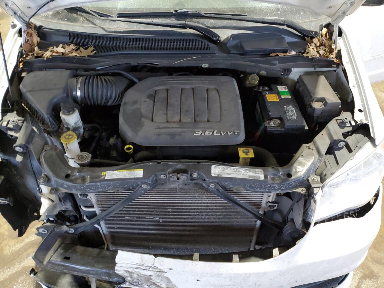 2012 Dodge Caravan - Image 12