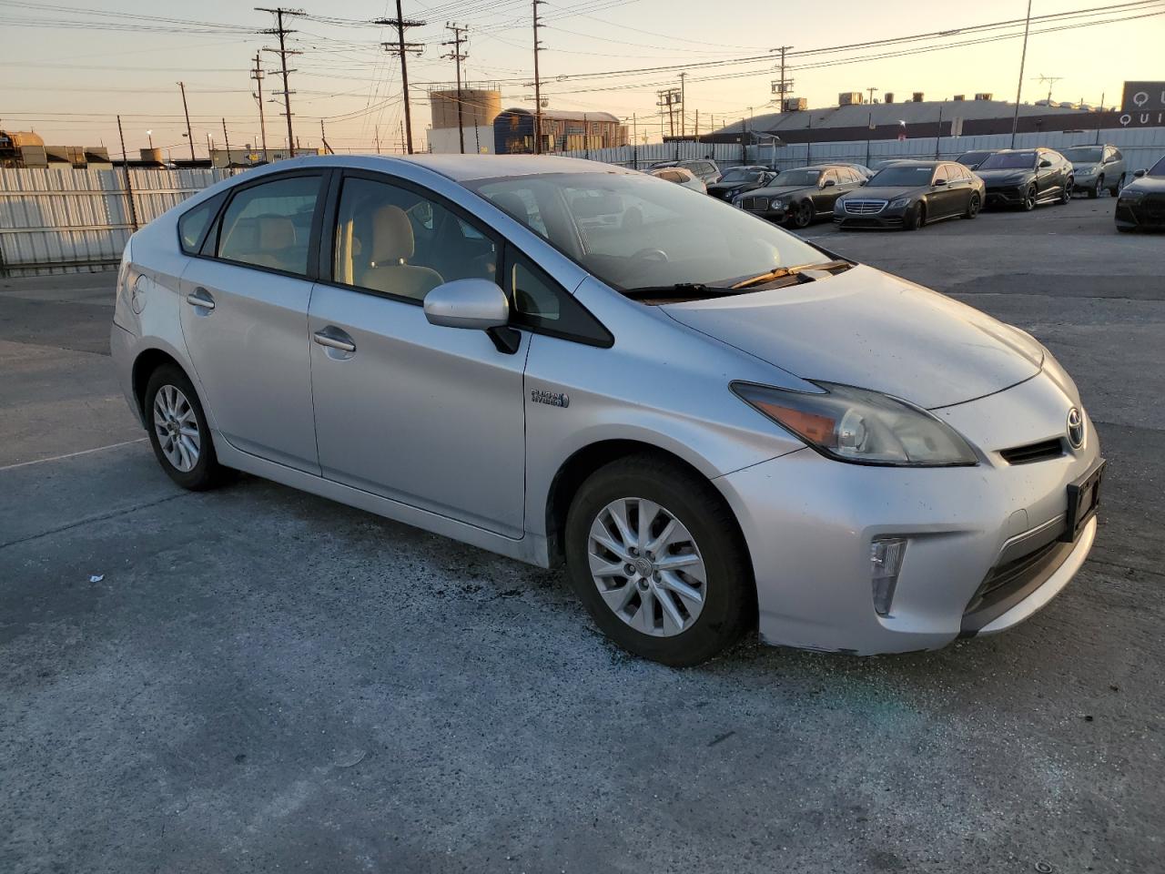 VIN JTDKN3DP3D3047644 2013 TOYOTA PRIUS no.4