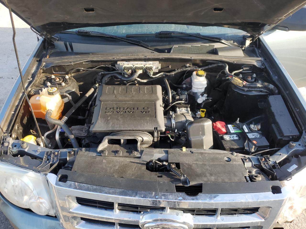 2010 Ford Escape - Image 14