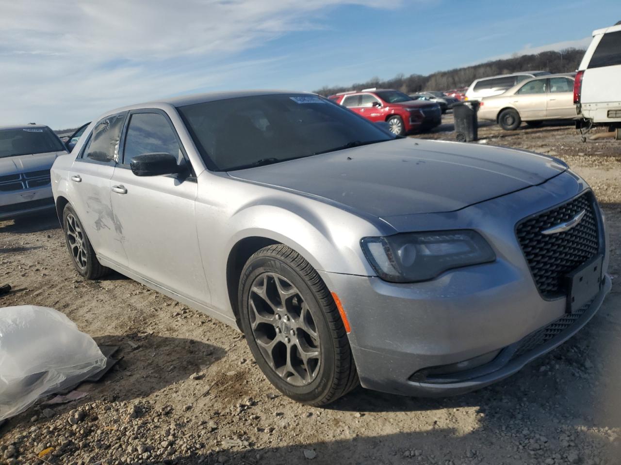 2016 Chrysler 300 - Image 4