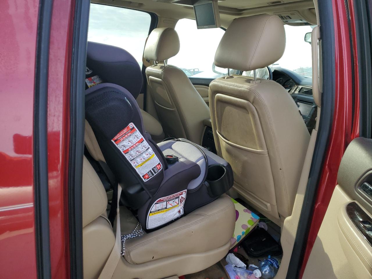 2013 GMC Yukon - Image 12