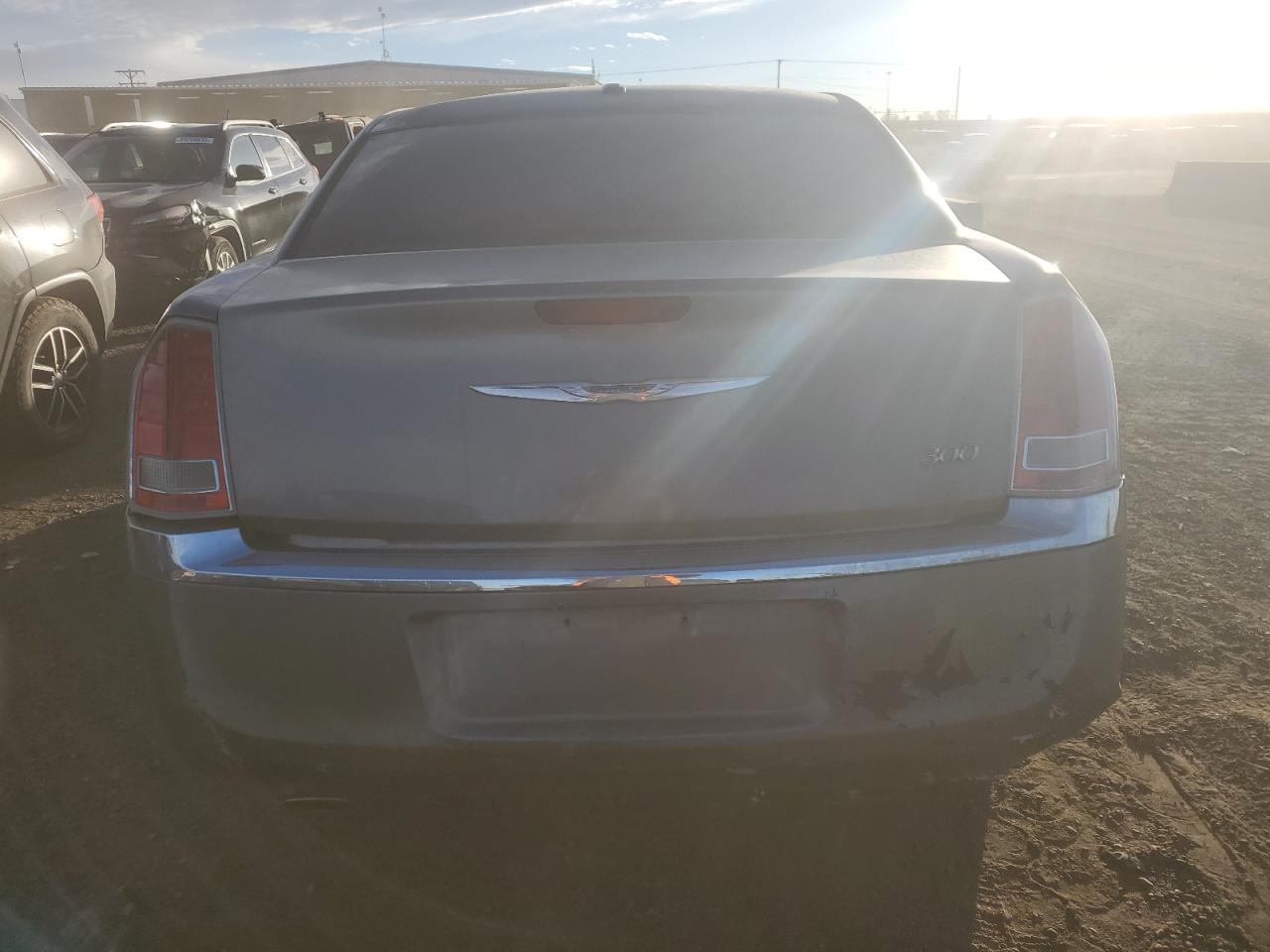 2012 Chrysler 300 - Image 6