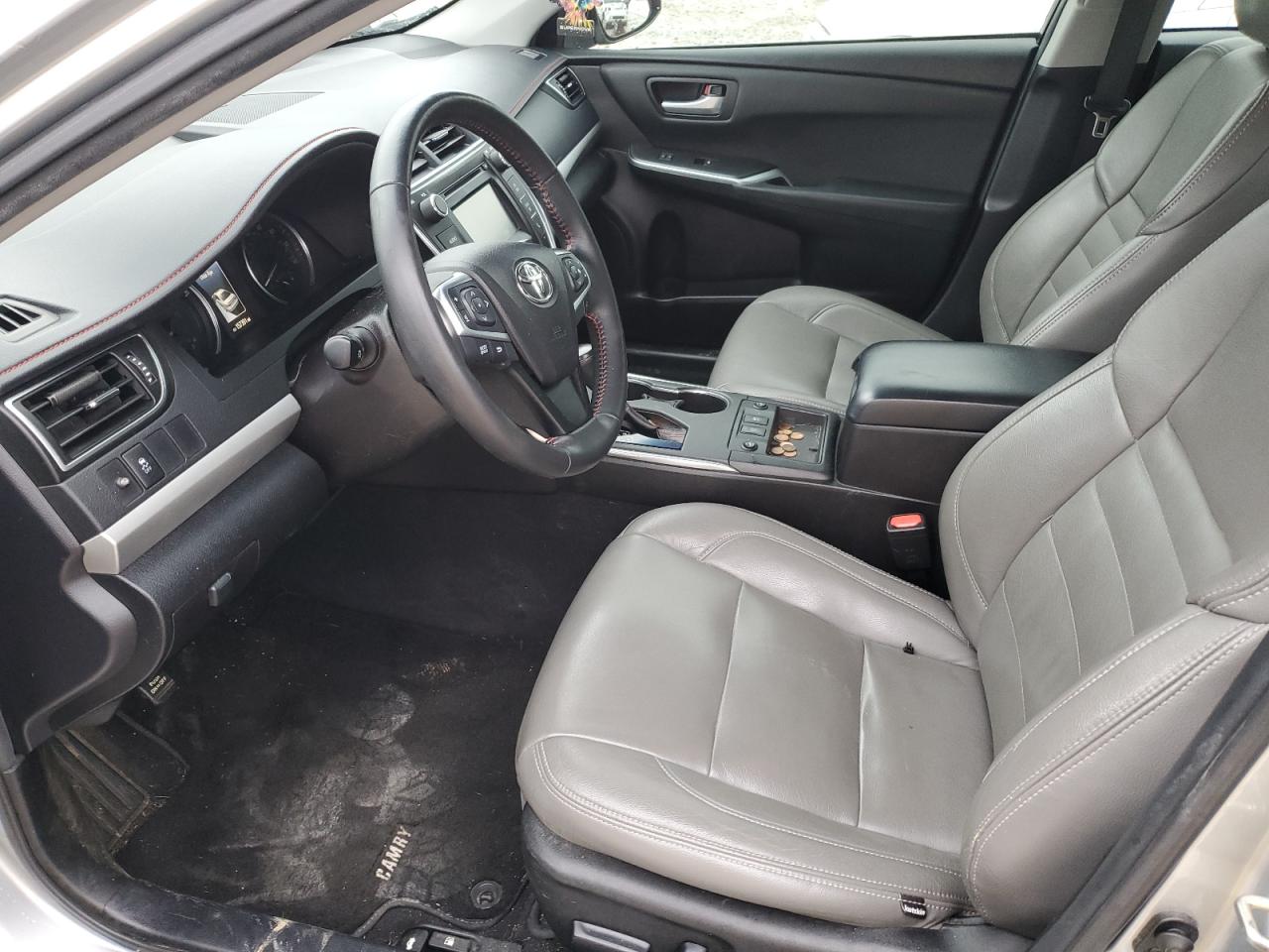 2015 Toyota Camry - Image 7