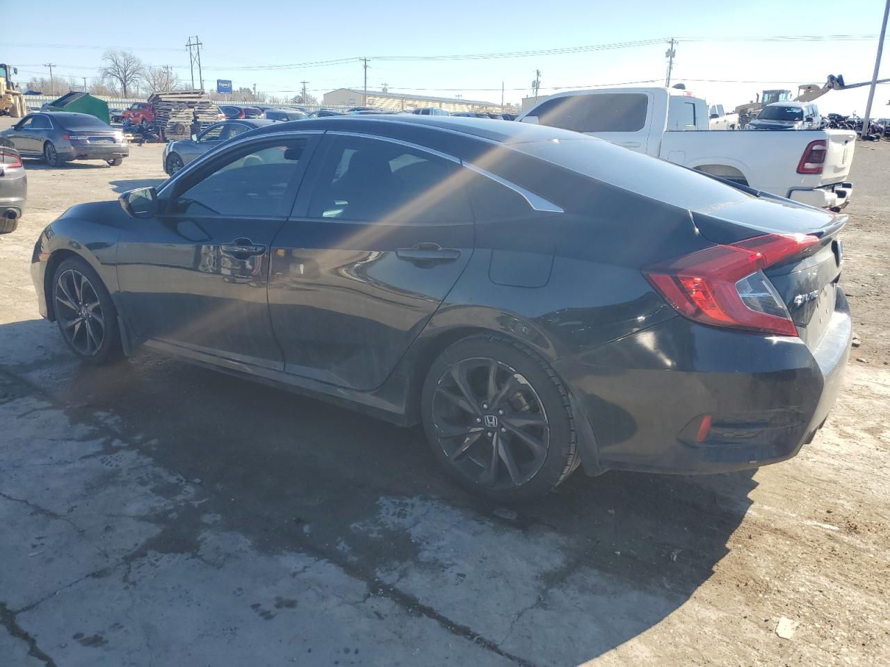 2019 Honda Civic - Image 2