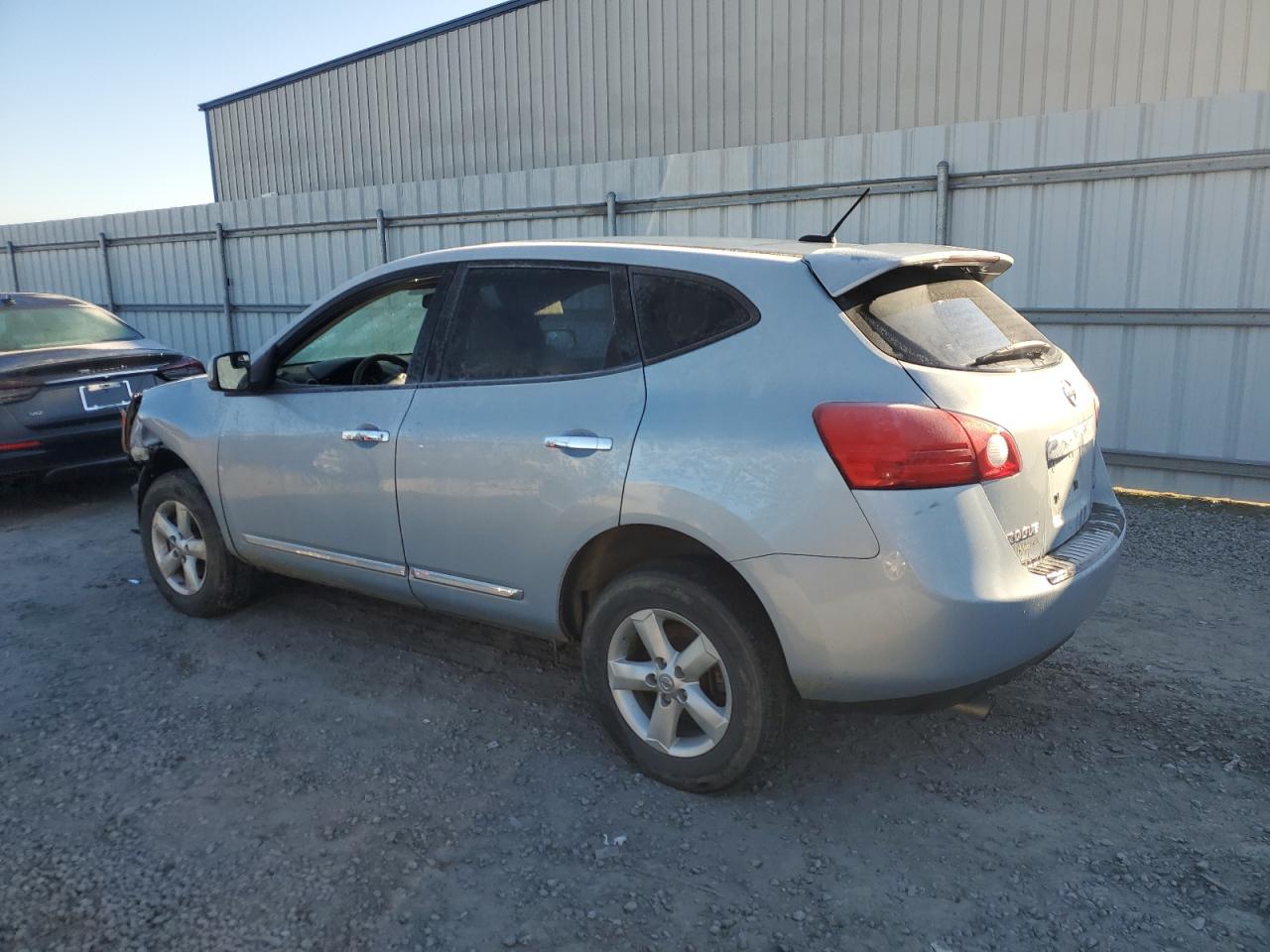 2013 Nissan Rogue - Image 2