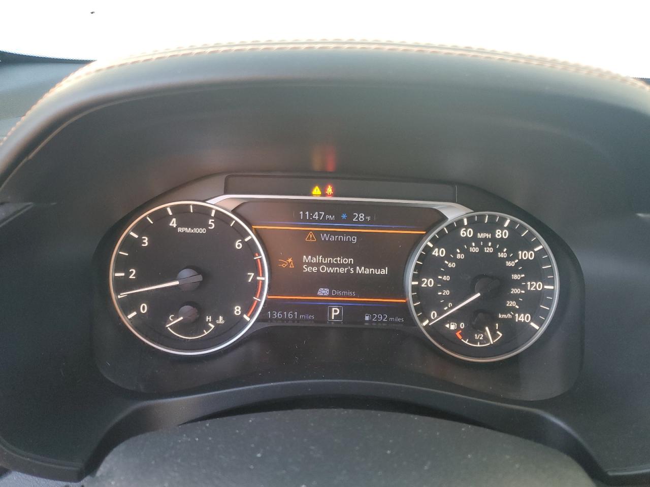 2019 Nissan Altima - Image 9