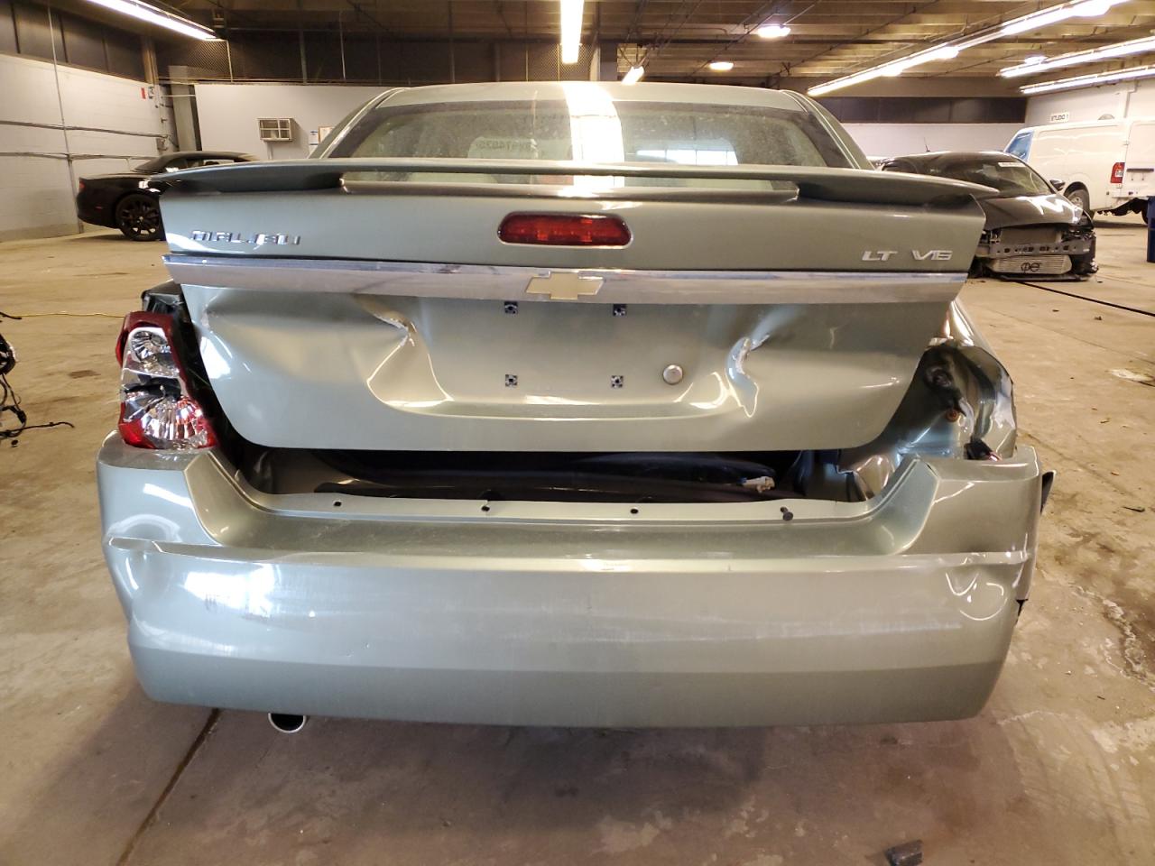 2004 Chevrolet Malibu - Image 6