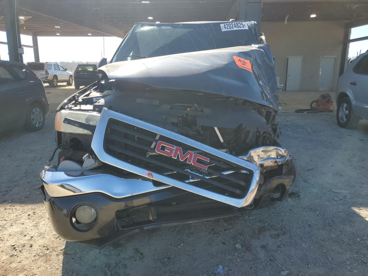 2004 GMC Sierra - Image 5