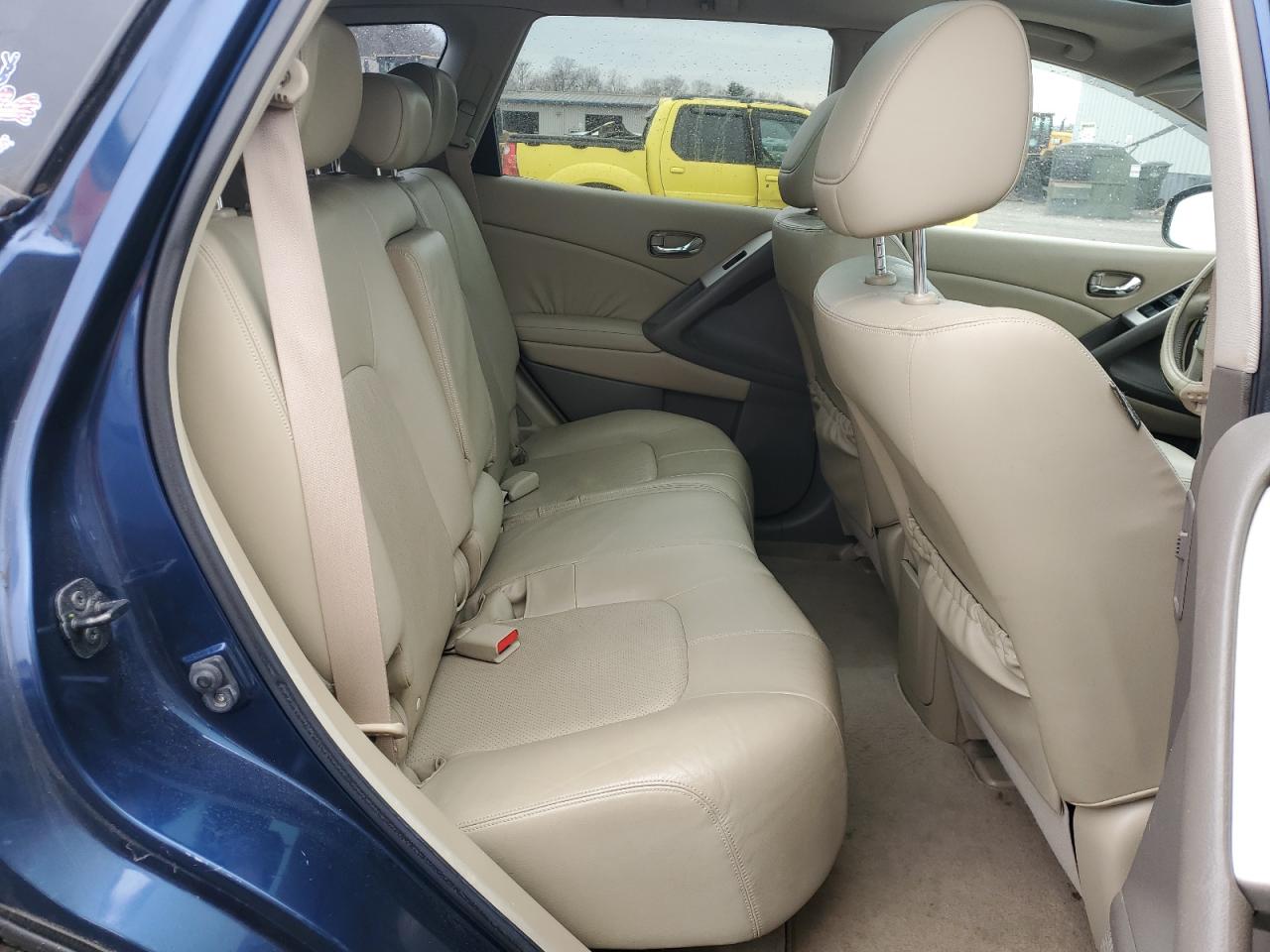 2010 Nissan Murano - Image 11