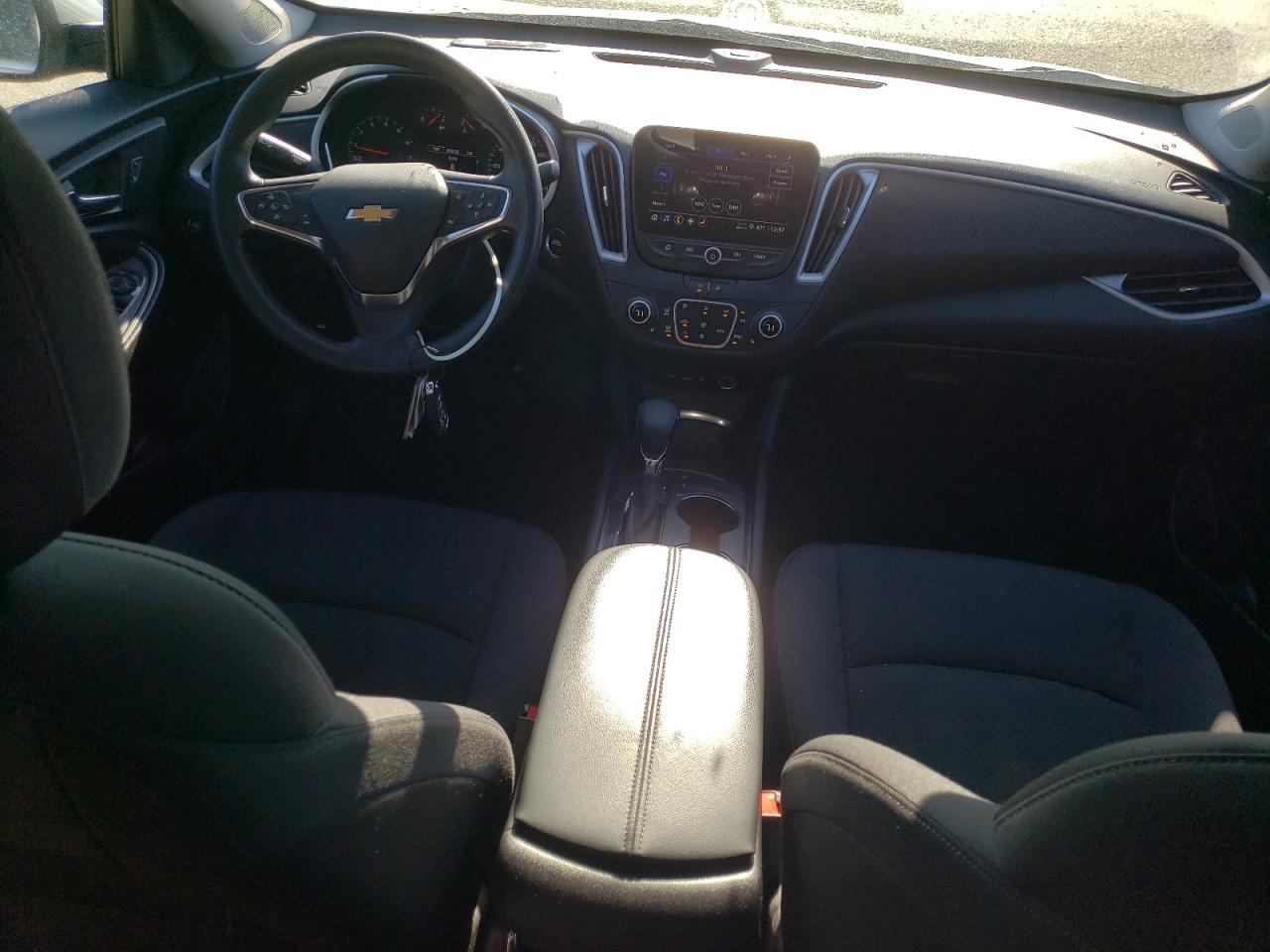 2023 Chevrolet Malibu - Image 8