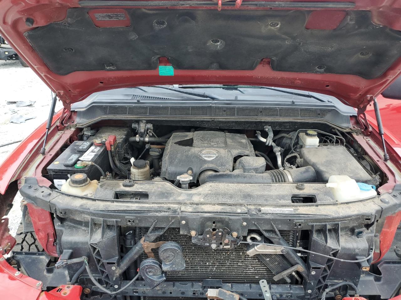 2011 Nissan Titan - Image 11