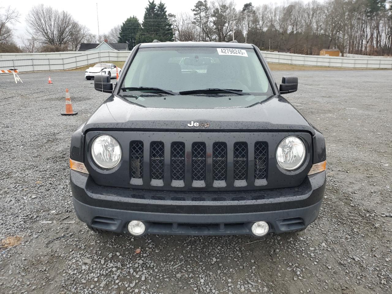 2016 Jeep Liberty (Patriot) - Image 5