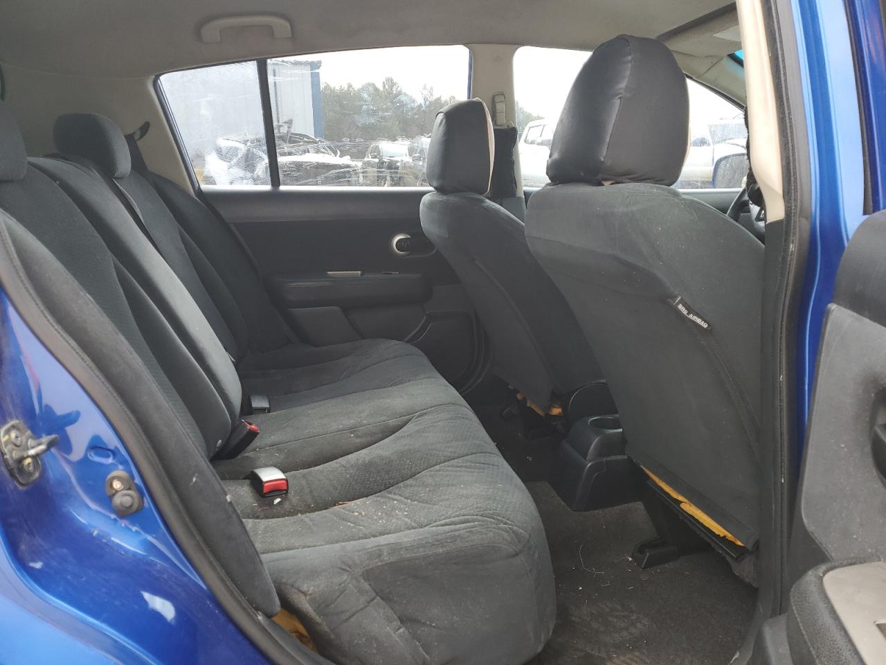 2010 Nissan Versa - Image 11