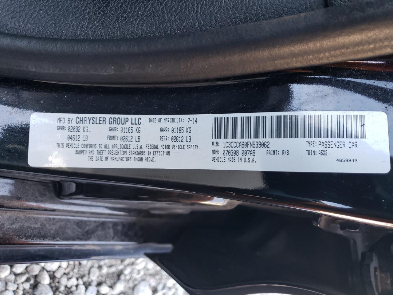 2015 Chrysler 200 - Image 12